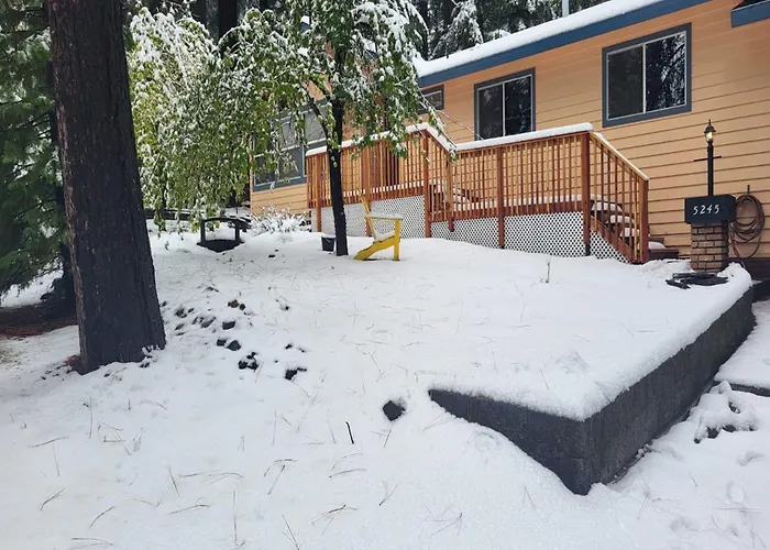 Lovely Home In Pollock Pines With Hot Tub
