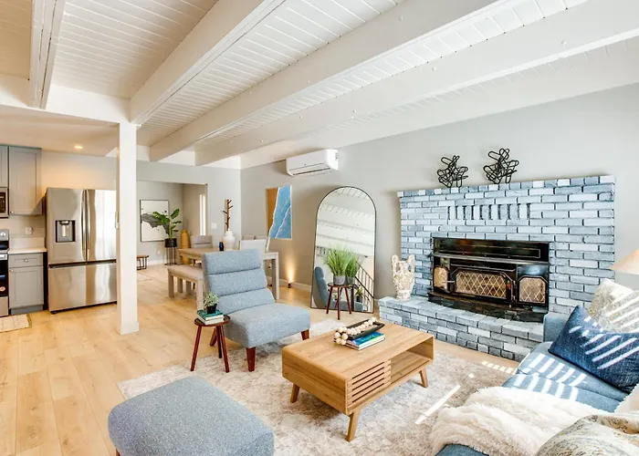 Hot Tub & Game Room: Luxe Cabin, Day Trip To Tahoe